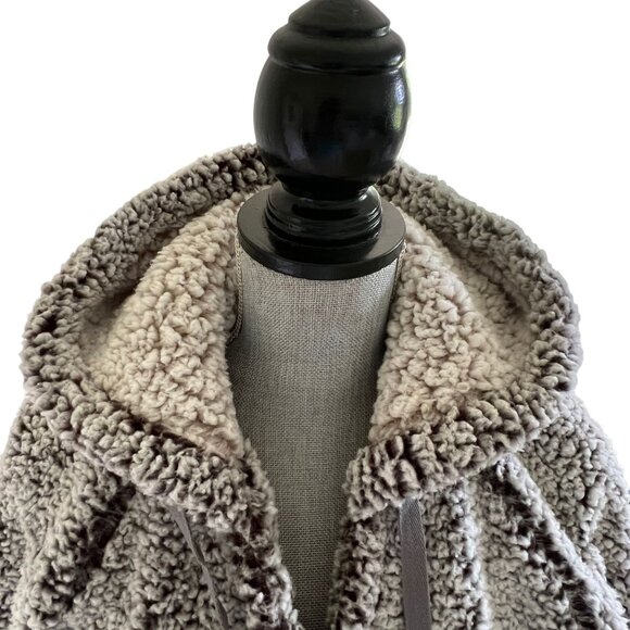Altar'd State Sherpa Fleece Hoodie Pullover Sweater Gray Small V-Neck Cabincore - Picture 5 of 14
